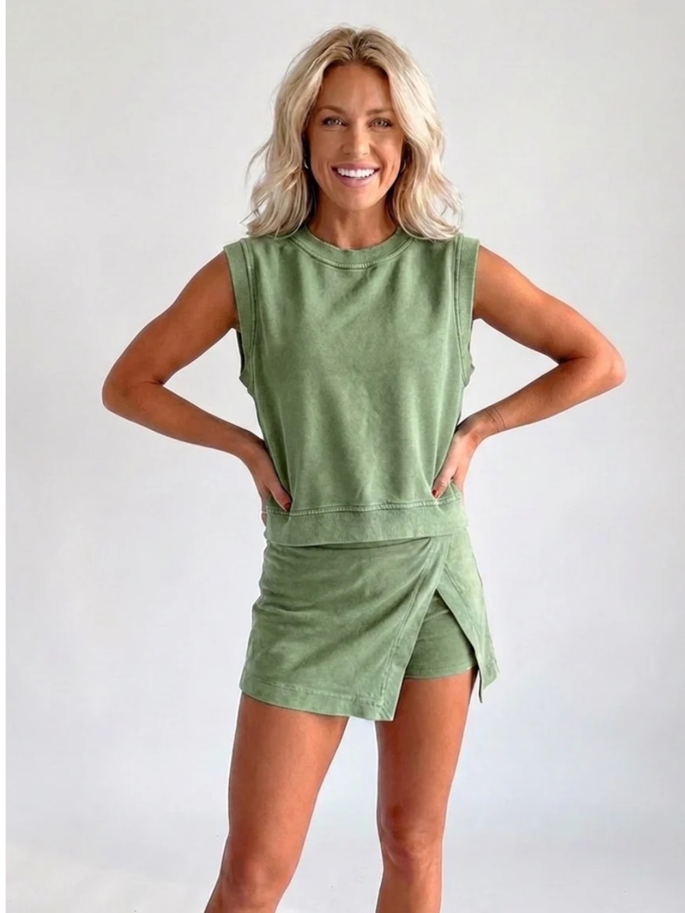 NEW💚Auvora™ Summer Essential Set in Green Sleeveless Top and Skort Set